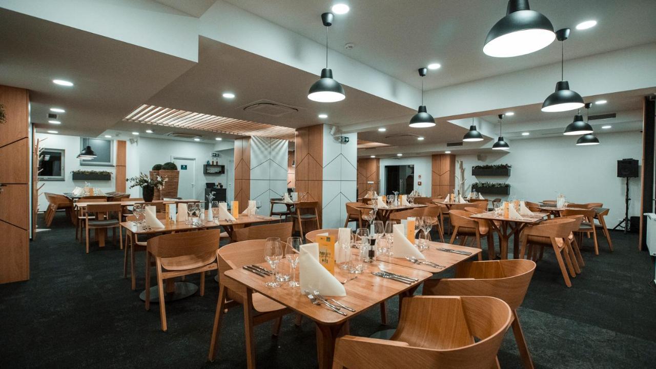 Hotel Arena Kosice Luaran gambar