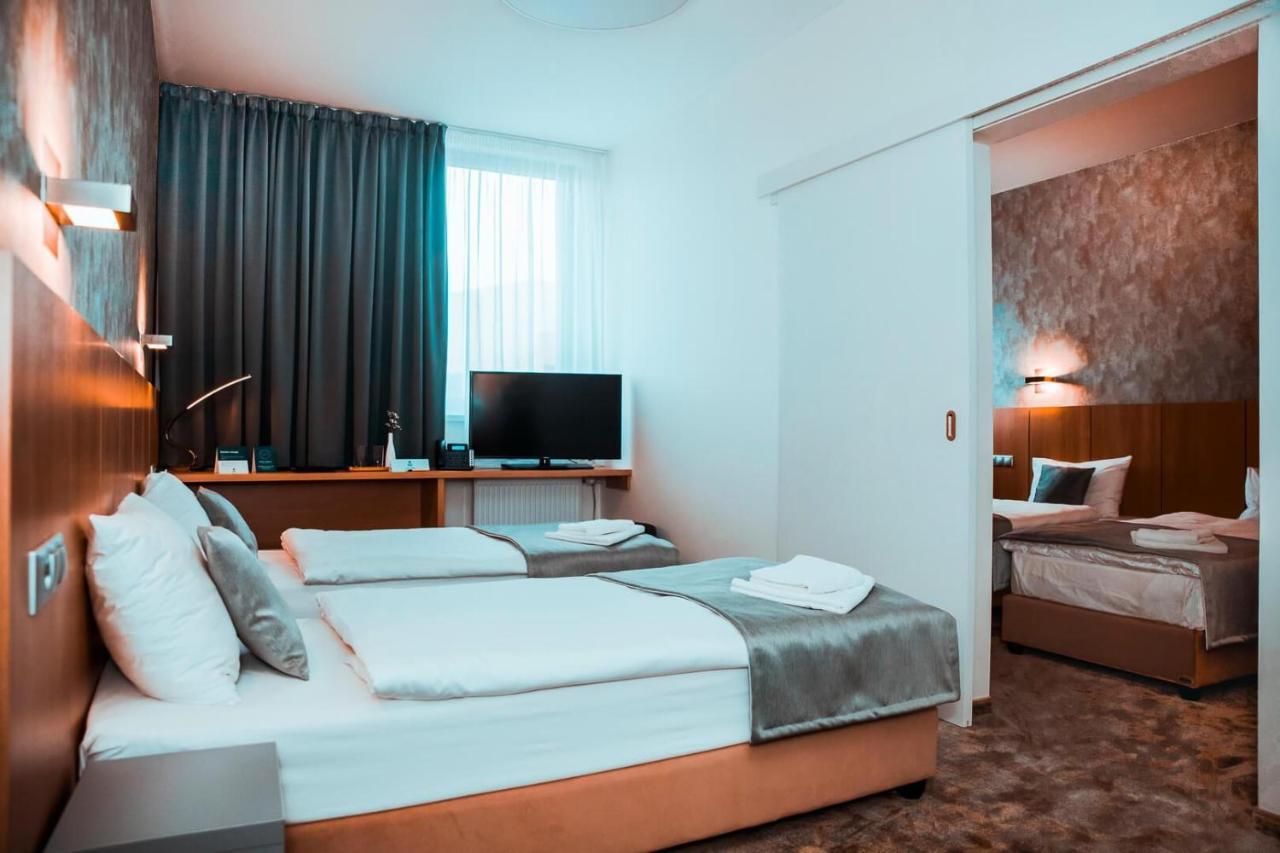 Hotel Arena Kosice Luaran gambar